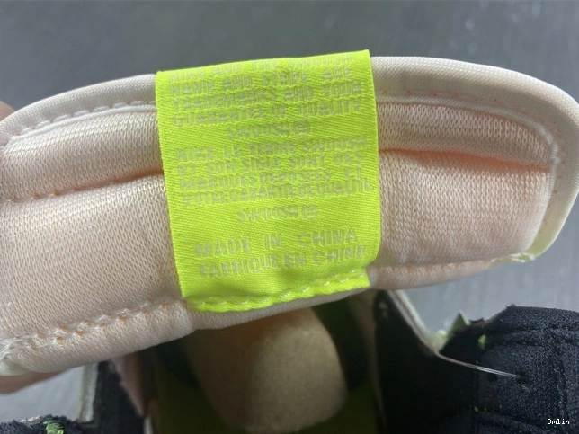 Bmlin 1 High 555088-702 Volt Jordan Air OG 0709